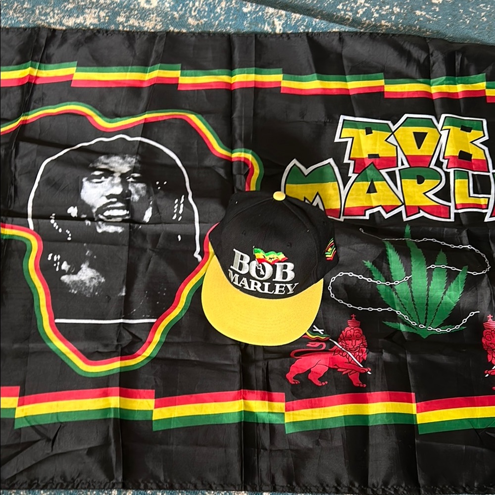 Bob Marley Cap and Flag Set